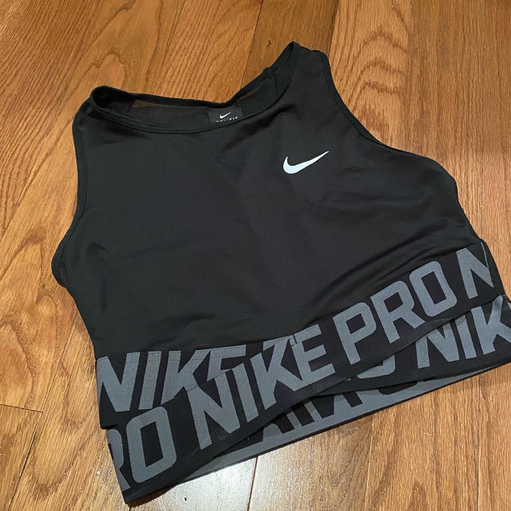 Nike Pro Sports Bra
